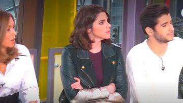 Le perfecto manches dorées de Julia Molkhou dans William à midi du 20/12/2017