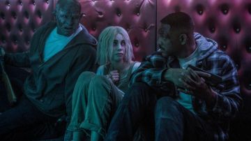 Chaqueta a cuadros gris con capucha de Daryl Ward (Will Smith) en bright