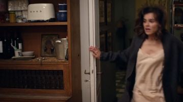 The toaster Smeg in Wife and husband