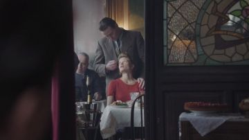 Le bistrot de La Renaissance à Paris dans La douleur