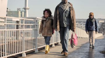 Les bottes de pluie Aigle jaune pour enfant dans Une saison en France