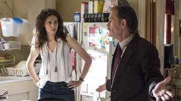 La camiseta a rayas de Fiona Gallagher (Emmy Rossum) en Shameless US S08E01