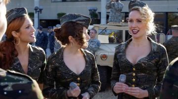 The earrings Lord & Taylor Aubrey (Anna Camp in Pitch Perfect 3