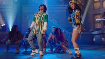 The Reebok Court Victory Pumps from Bruno Mars (different colors) in the clip Finesse featuring with Cardi B