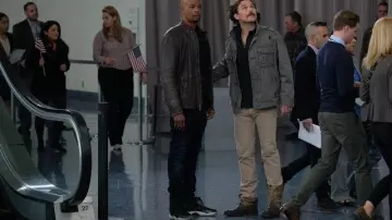 Boots leather Ariat Martin Riggs (Clayne Crawford) in the lethal Weapon S01E17