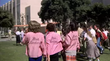Le blouson rose satiné Pink Ladies dans Grease