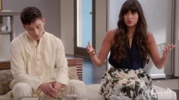 H&M de Veau-longueur Imprimé Floral Jupe portée par Tahani Al Jamil (Jameela Jamil) comme on le voit dans Le Bon Endroit S02E09