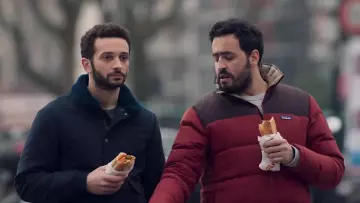 La doudoune Patagonia rouge bicolore dans Ami-Ami