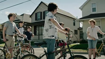 Palm Wave white hawaiian shirt worn by Richie Tozier (Finn Wolfhard) as seen in It movie