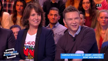 Le t_shirt Claudie Chérie de Carole Rousseau dans #TPMP Touche pas à mon poste du 10/01/2018