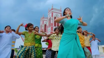 La Basílica del Sagrado Corazón de Jesús en Pondicherry en Thaanaa Serndha Koottam