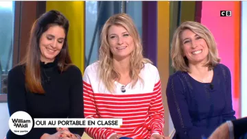 La robe bleue de Caroline Delage dans William à midi du 09/01/2018