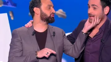 La bague de Cyril Hanouna dans #TPMP Touche pas à mon poste du 11/01/2018
