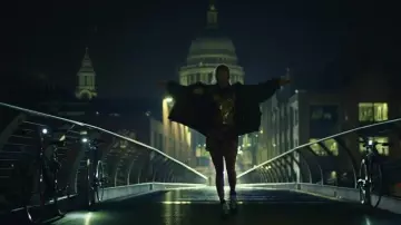 Catedral de San Pablo en Londres desde el Puente del Milenio en el video musical end game de Taylor Swift