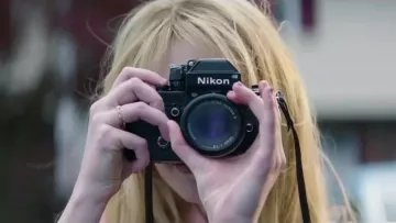 Camera Nikon black in Sidney Hall