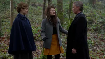The skirt mustard J. Crew Belle French / Lacey (Emilie de Ravin) in Once Upon A Time S06E13