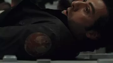 Brown Jacket worn by Poe Dameron (Oscar Isaac) as seen in Star Wars VIII : The Last Jedi