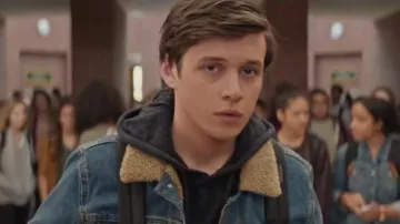 The sweat black of Simon Spier (Nick Robinson) in Love, Simon
