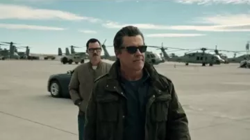 Glasses black Matt Burn (Josh Brolin) in Sicario : the Day of the Soldado