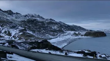 Lago Kleifarvatn en Reykjanesskagi en Islandia en Black Mirror S04E03 Cocodrilo