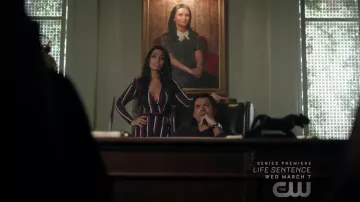 La robe rayée Zara de Hermione Lodge (Marisol Nichols) dans Riverdale S02E10