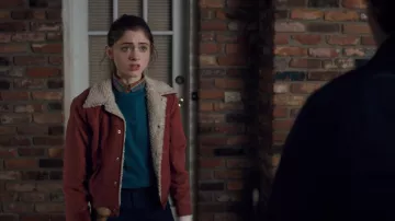 The jacket of Nancy Wheeler (Natalia Dyer) in Stranger Things S01E05