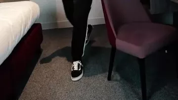 Zapatillas negras Vans Old Skool de JeanJass en caballero y clip CHEF de JeanJass