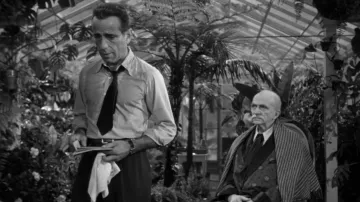 Tie off the 40 years of Philip Marlowe (Humphrey Bogart) in The big sleep