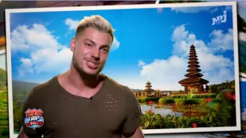 The t-shirt featuring Florian in Friends Trip 4