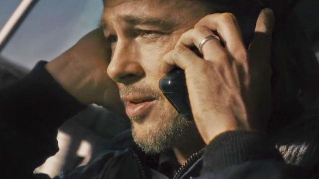 The phone of Brad Pitt in World War Z