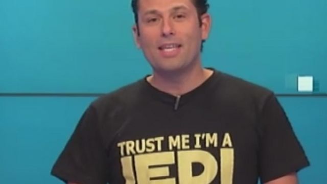 T-Shirt de Julien tellouck "I'm a Jedi" dans le JT de Game one