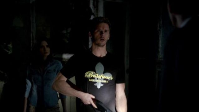 The t-shirt Bellefleur''s Bar and Grill worn by Jason Stackhouse (Ryan Kwanten) on True Blood S07E01