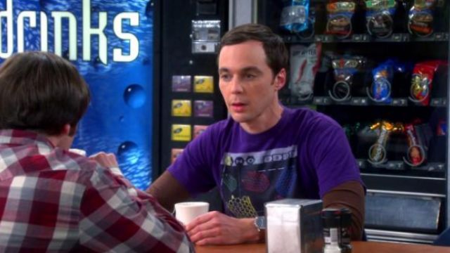 Le t-shirt "Nanotubes" de Sheldon Cooper (Jim Parsons) dans The Big Bang Theory S07E20