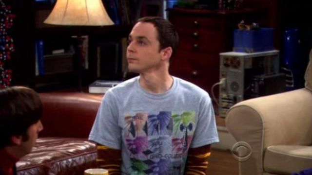 The t-shirt "Grid " Equipped" by Sheldon Cooper (Jim Parsons) in The Big Bang Theory S02E14
