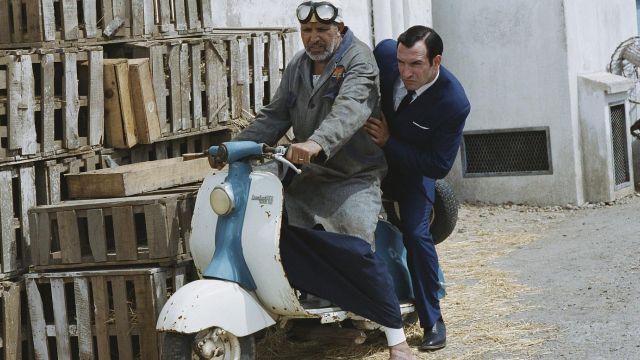 Le scooter Lambretta LD57 de Hubert Bonisseur de La Bath (Jean Dujardin) dans OSS 117 : Le Caire, nid d'espions