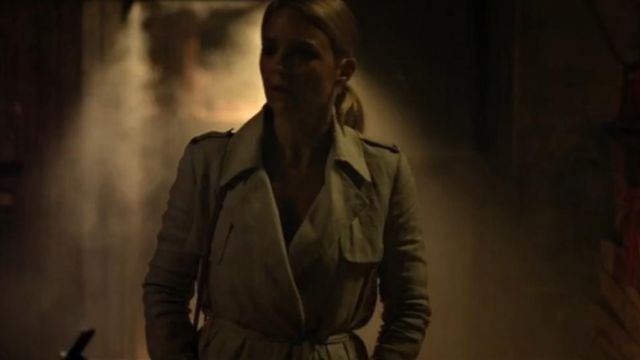 La gabardina de Diane (Virginie Efira) en Un Homme à la hauteur
