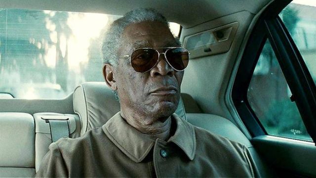 Les lunettes de soleil Ray-Ban aviator de Nelson Mandela (Morgan Freeman) dans Invictus
