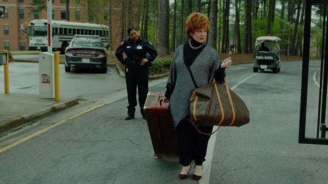 La valise Louis Vuitton de Michelle Darnell (Melissa McCarthy) dans The Boss