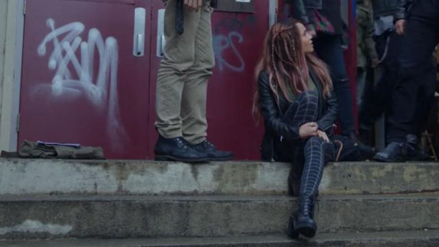 The leather ankle boots high-heeled Dr. Martens Toni Topaz (Vanessa Morgan) in Riverdale S02E10