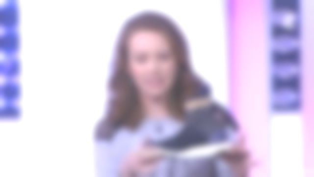 Adidas Ultraboost X Blue Sneakers By Stella Mccartney recomendado por Sophie Brafman en el programa C'est au del 22/01/2018