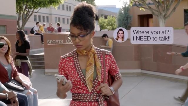 The dress Diane von Furstenberg from Zoey Johnson (Yara Shahidi) in Grown-ish S01E04