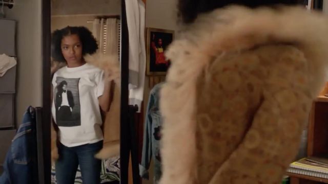 Michael Jackson Hanes T Shirt worn by Zoey Johnson (Yara Shahidi) in Grown-ish S01E01