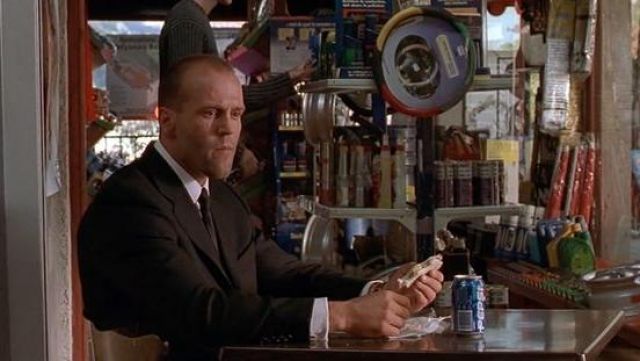 La lata de Pepsi borracha por Frank Martin (Jason Statham) en The Transporter