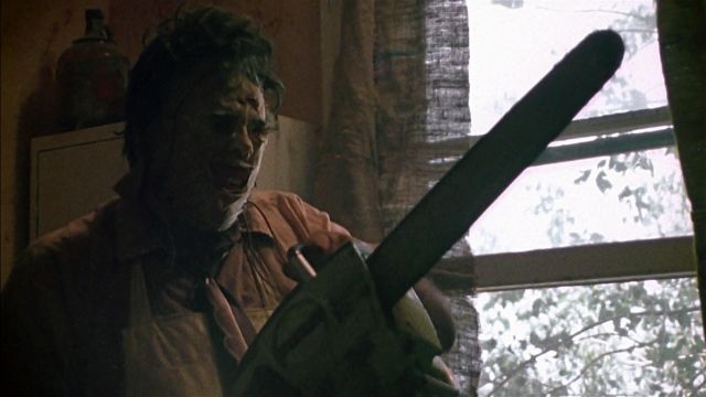 Corbata usada por Leatherface (Gunnar Hansen) como se ve en The Texas Chainsaw Massacre