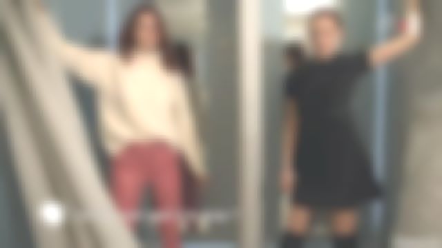 El vestido curvo con efecto yugo de cuero recomendado por Sophie Brafman en el programa C'est au del 30/01/2018