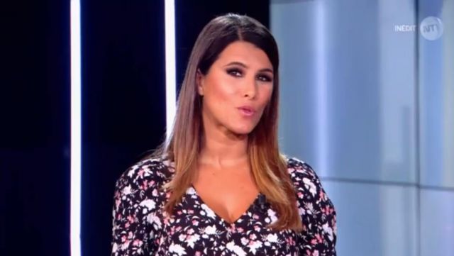 The top flower of Karine Ferri in Documentaries of the 10/10/2017 (version dress)