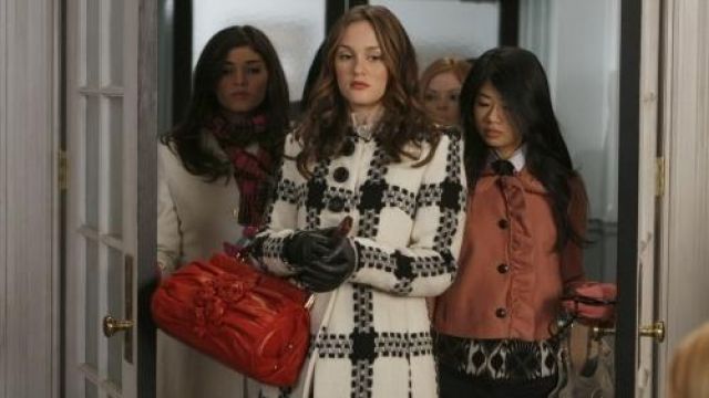 The coat Milly Ecru Wool Check of Blair Waldorf (Leighton Meester) in Gossip Girl S02E16