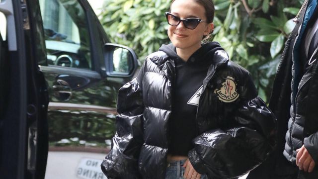 The Moncler jackets of Millie Bobby Brown at the fashion show Moncler in Milan
