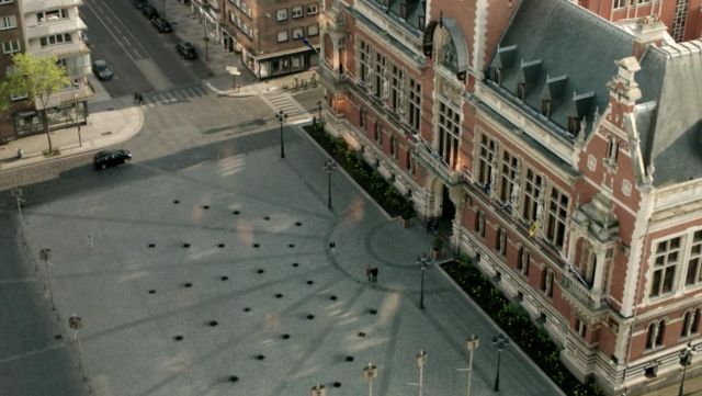 L'Hôtel de Ville de Dunkerque dans Baron Noir S01E02