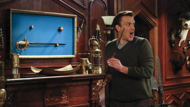 Sword used by Marshall Eriksen (Jason Segel) in How I met your mother 9x20